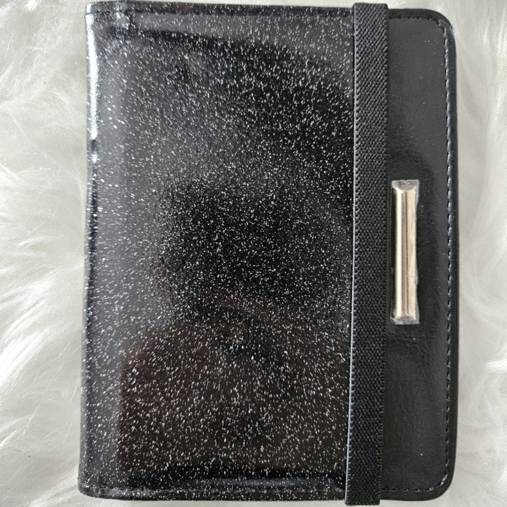 Glitter passport pouch‎